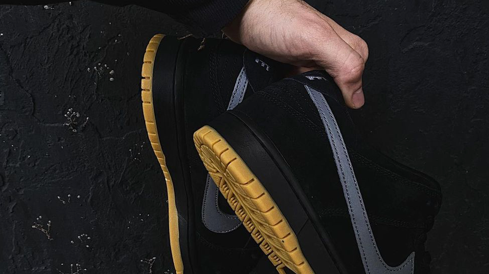 Nike SB Dunk Low Fog raffle starts now!