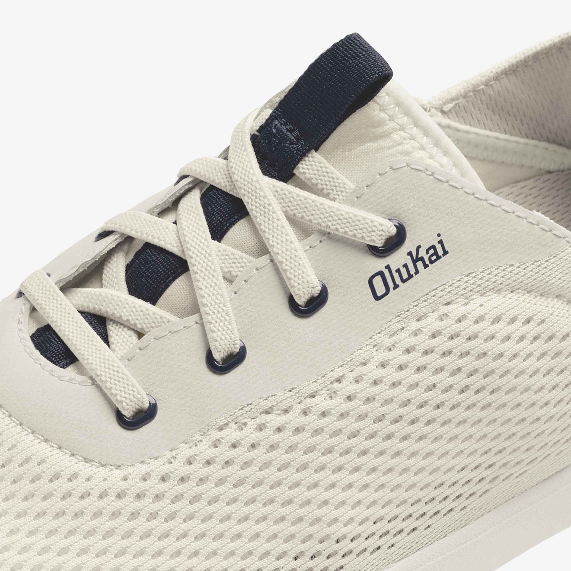 Olukai Moku Pae Mens Shoe WSDE-White Sand-Trench Blue 9.5