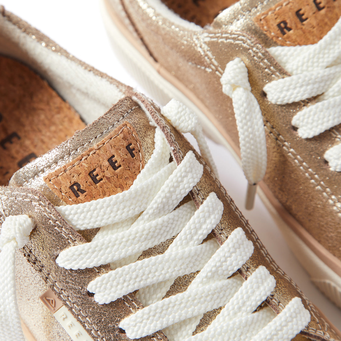 Reef Lay Day Dawn Womens Shoe Champagne Suede 6