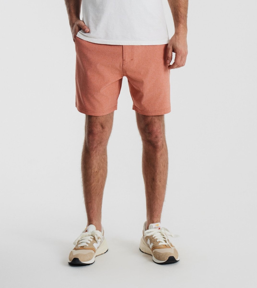 ROARK HYBRO HYBRID SHORT SAF-SAFFRON RED 33