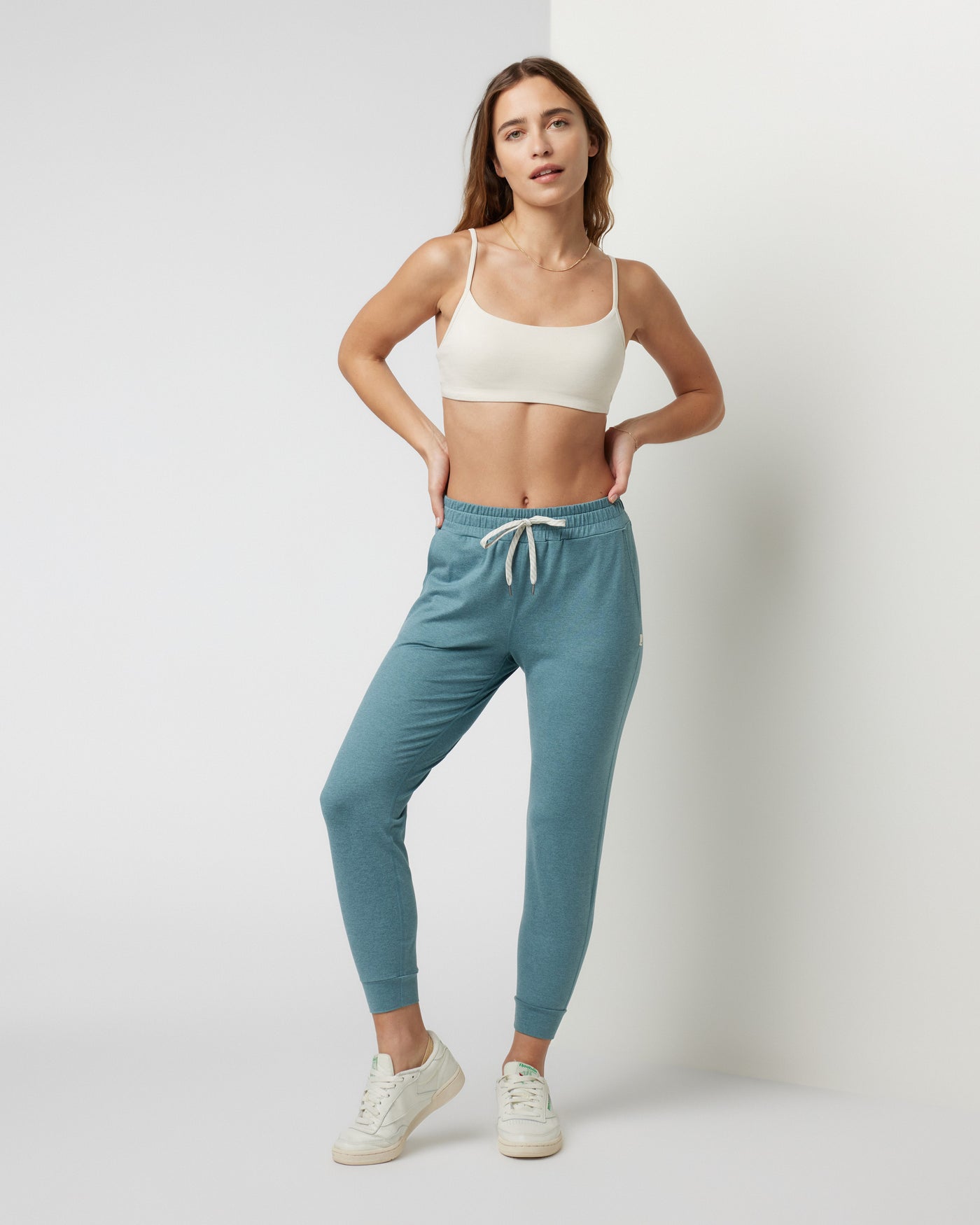 Vuori Womens Performance Jogger HIR L