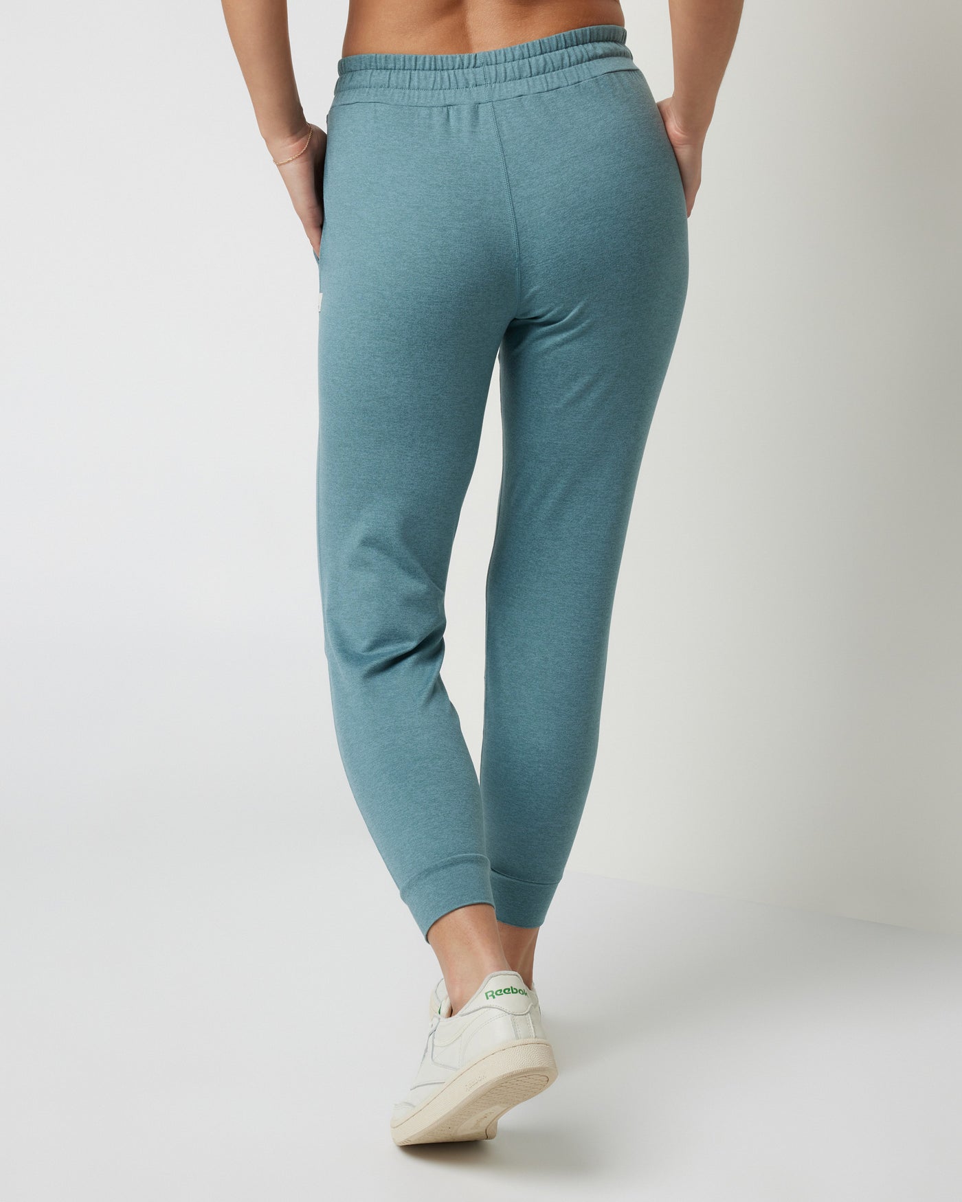 Vuori Womens Performance Jogger HIR L