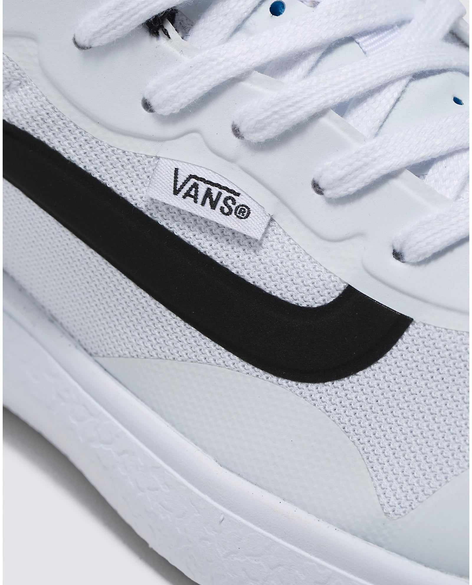 Vans MTE UltraRange EXO White 11