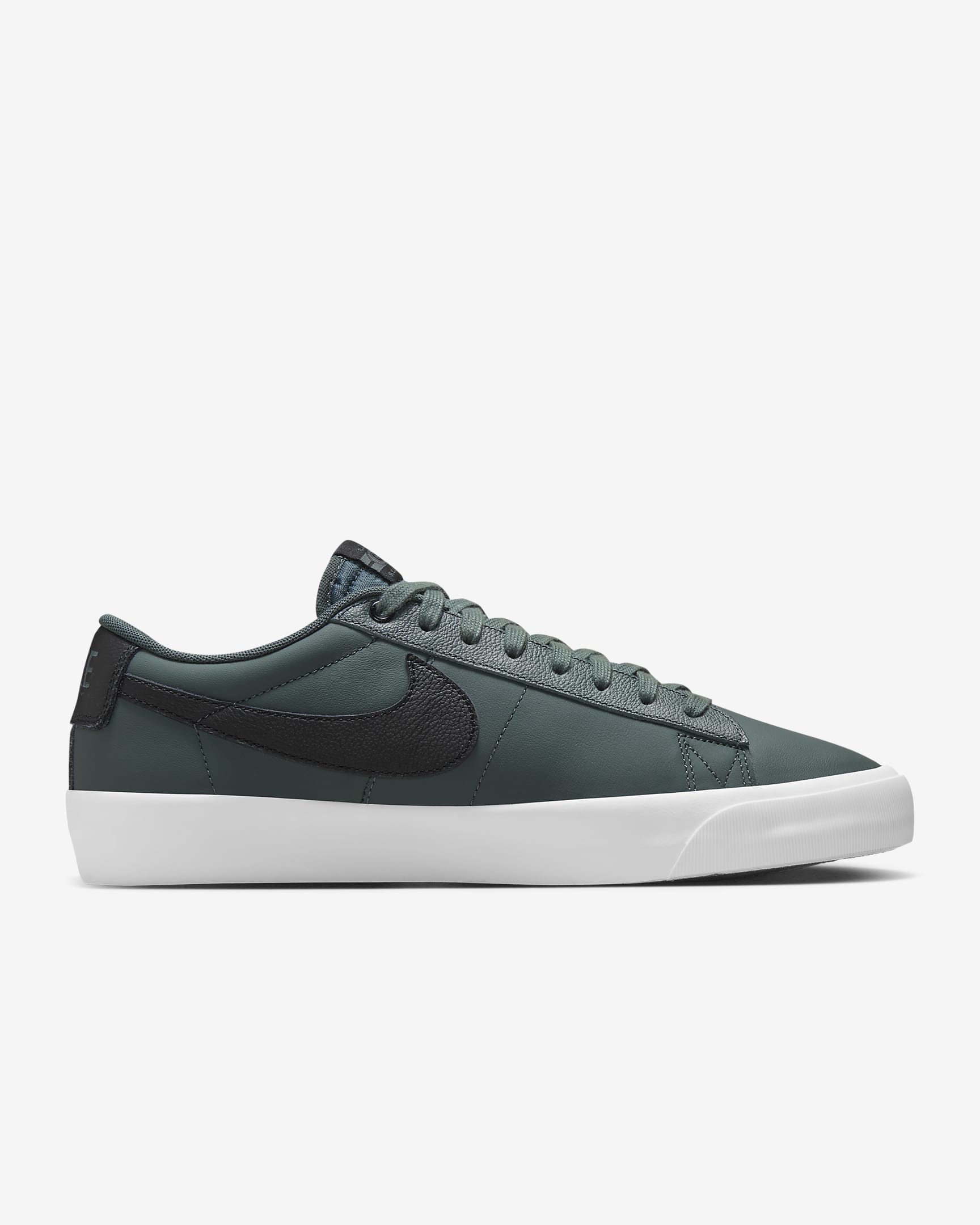 Nike SB Zoom Blazer Low Pro GT 300-VintageGreen/Black 8