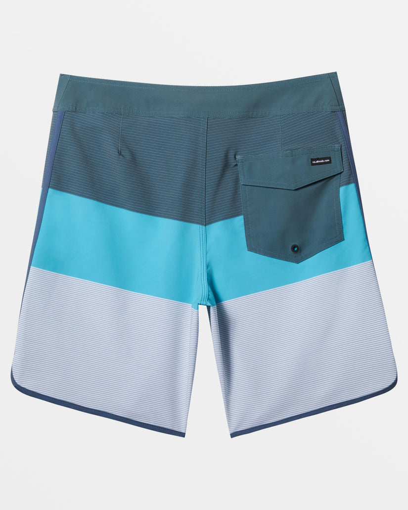 Quiksilver Surfsilk Tijuana 19" Boardshorts BJM8 40