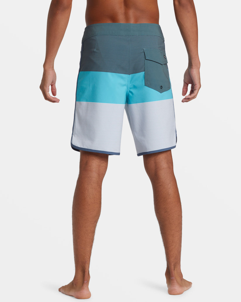 Quiksilver Surfsilk Tijuana 19" Boardshorts BJM8 40