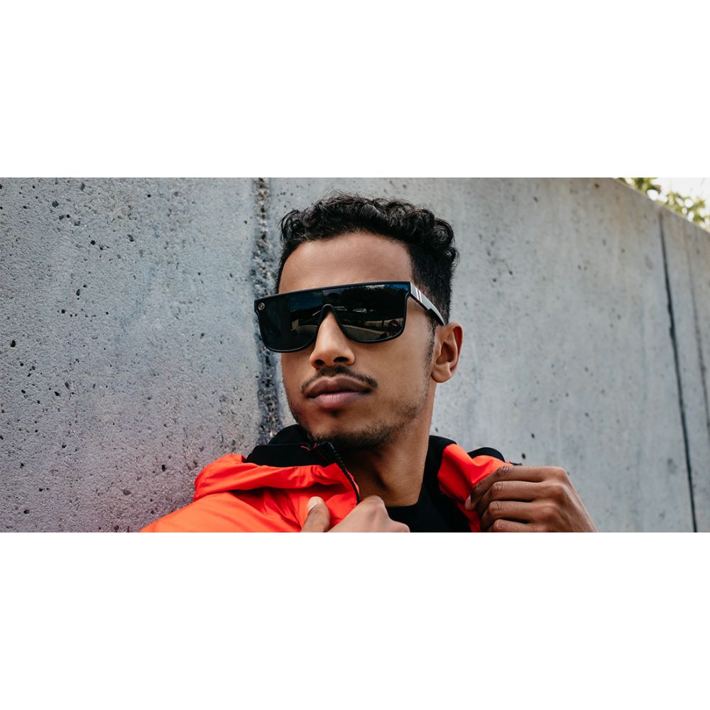 Blenders Sci Fi Polarized Sunglasses DarkFlatter BE3601