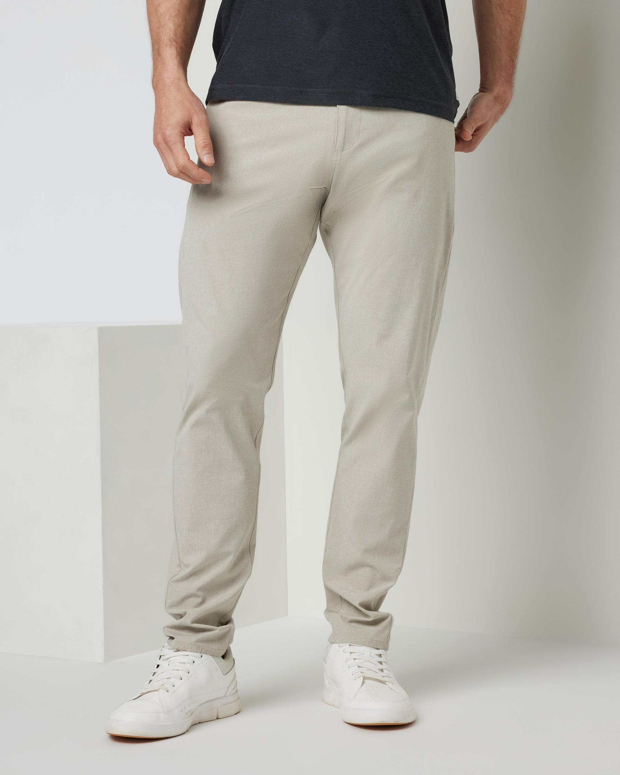 Vuori Aim Pant KHK-Khaki 36