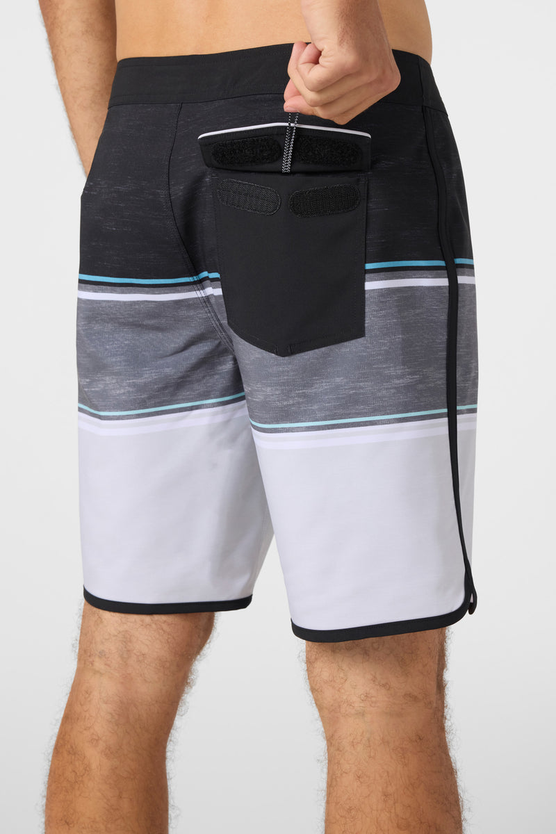 O'Neill Lennox Scallop 19in Boardshort BLK 32