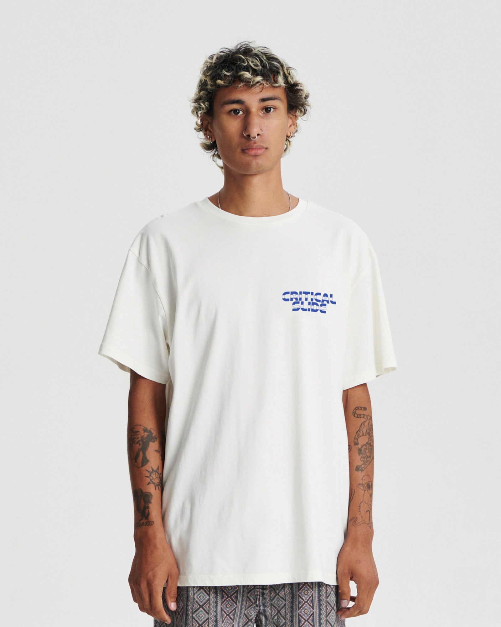 The Critical Slide Society Wave Machine Tee VINTAGE WHITE M