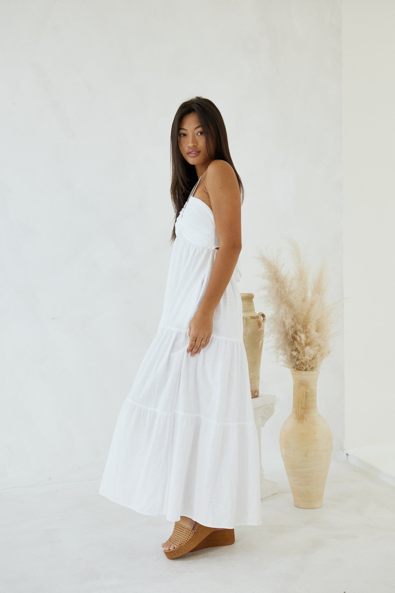 Blanco Tie Back Long Flowy Maxi Dress White L