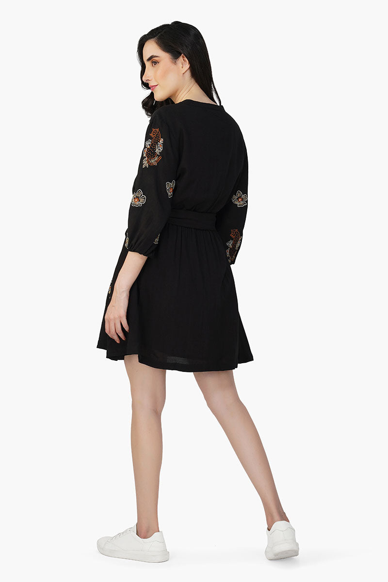 America & Beyond Safari Tiger Embroidered Mini Dress Black M