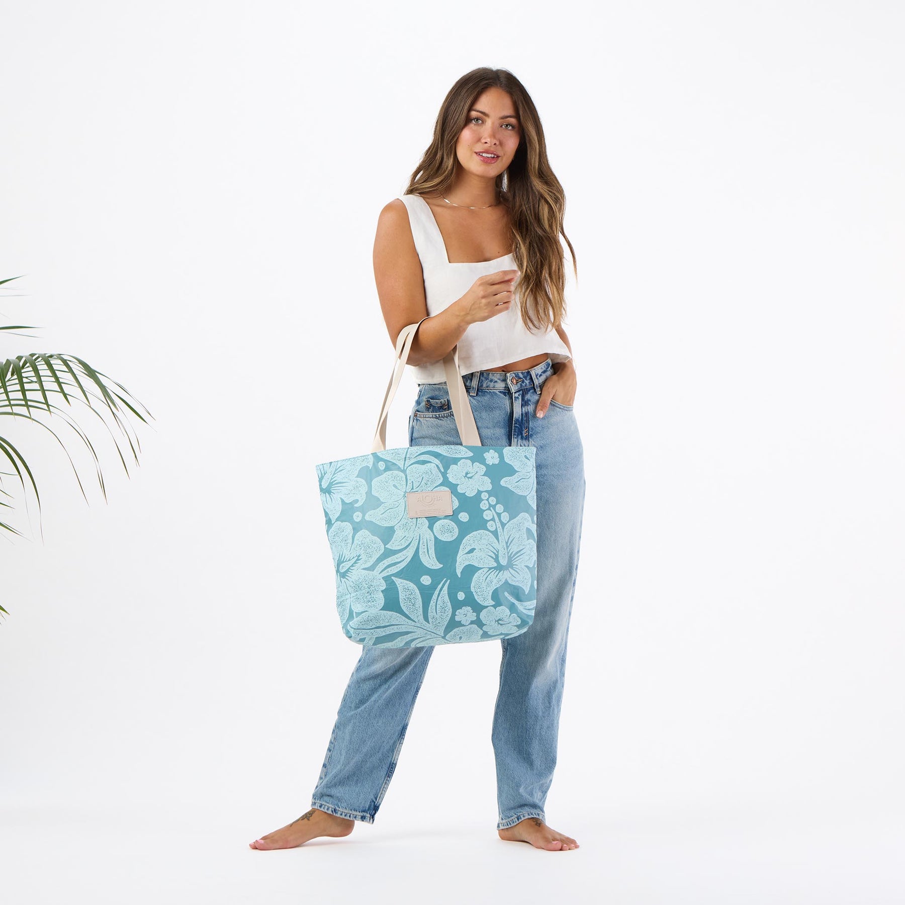 Aloha Day Tripper Tote Pacific on LeMu Blue OS