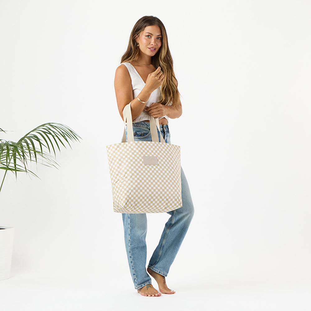 Aloha Day Tripper Tote Petite Check - Latte OS