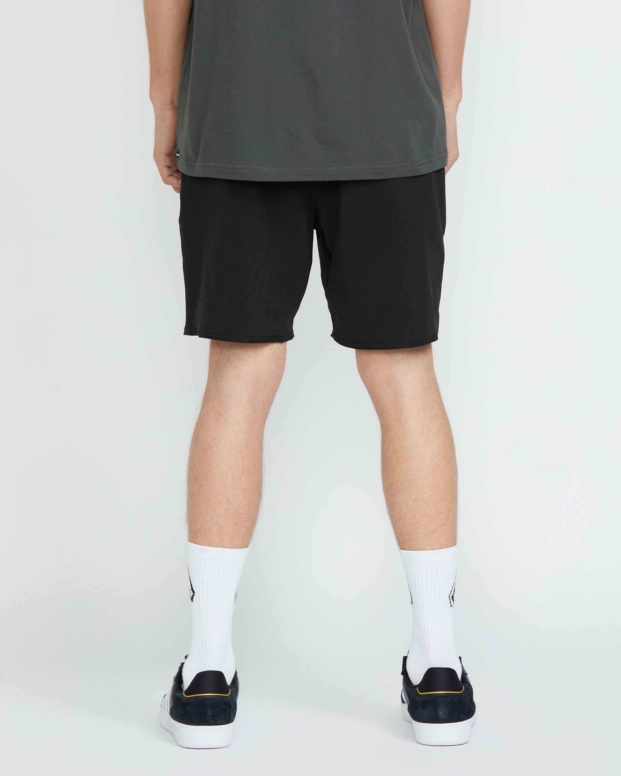 VOLCOM NOMOLY EW SHORT 18 BLK-BLACK S