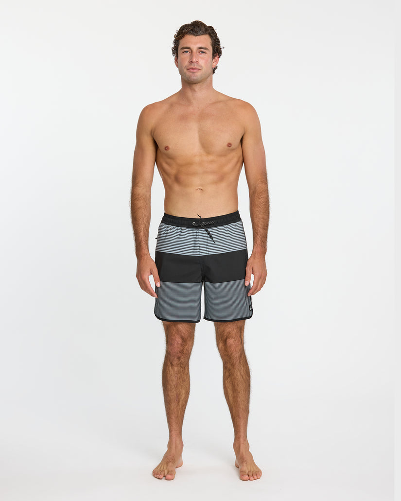 Quiksilver Tijuana Surfsilk 17in Volley BLK-BLACK L