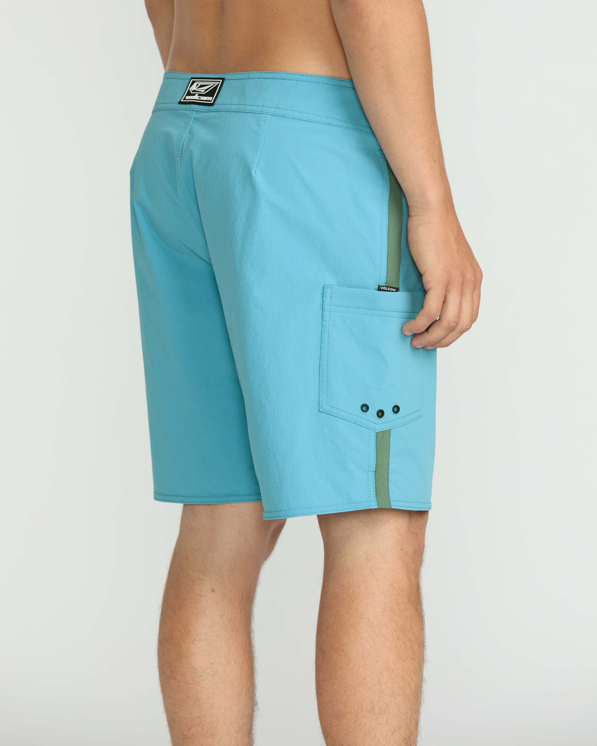 VOLCOM COMMAND MOD 18 UDB- USED BLUE 30