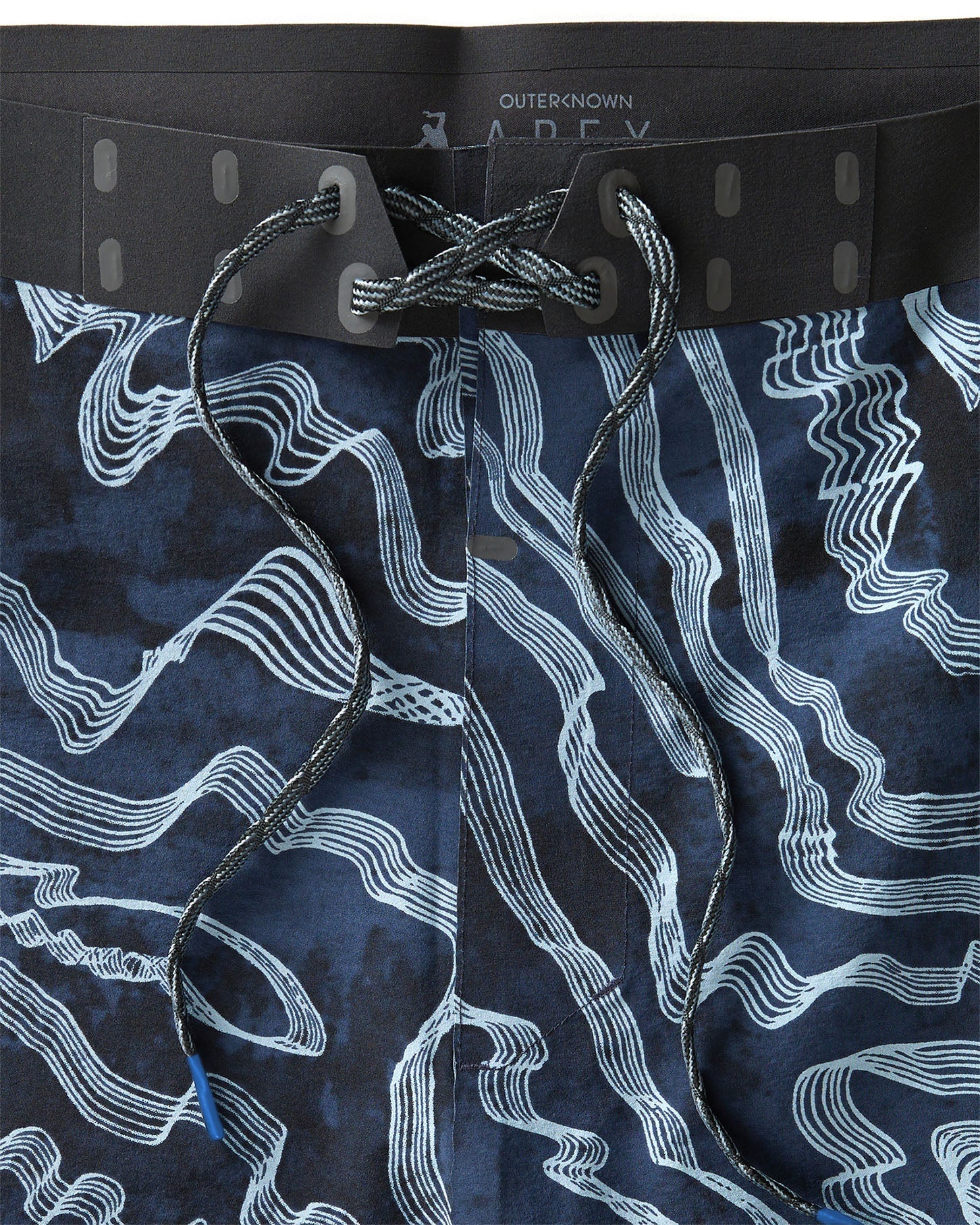 OuterKnown APEX Evolution Trunk by KS 19" IZG-Indigo Zen Garden 31