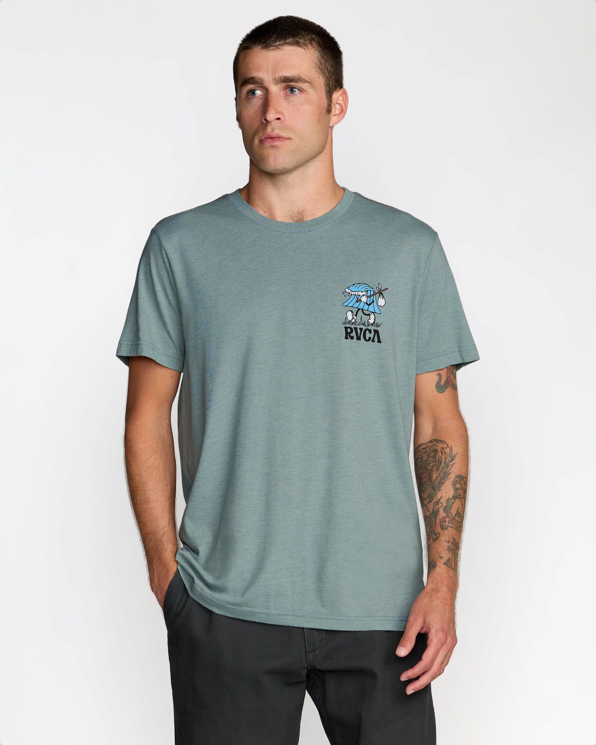 RVCA KEEP LOOKING SS LED-LEAD XL