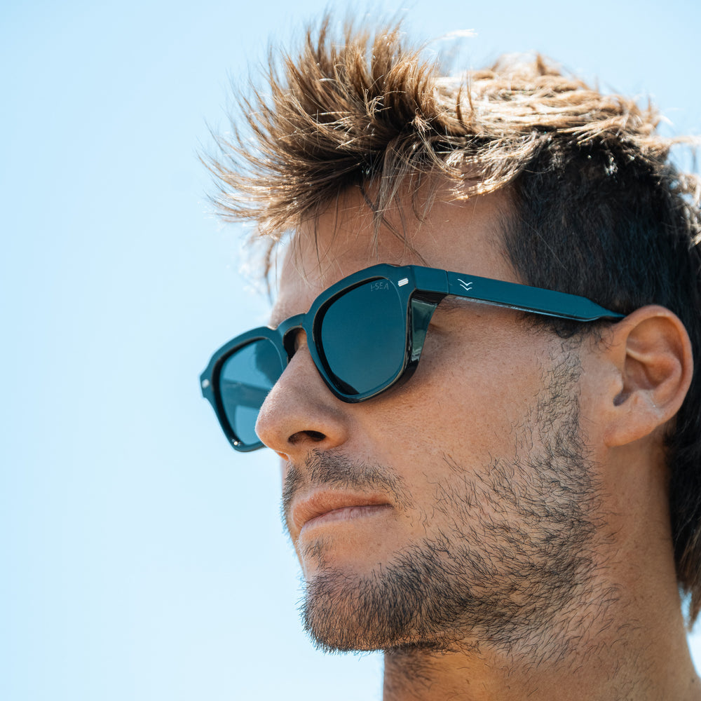 I-SEA HUDSON MEN'S POLARIZED SUNGLASSES BLACK / SMOKE POLARIZED LENS