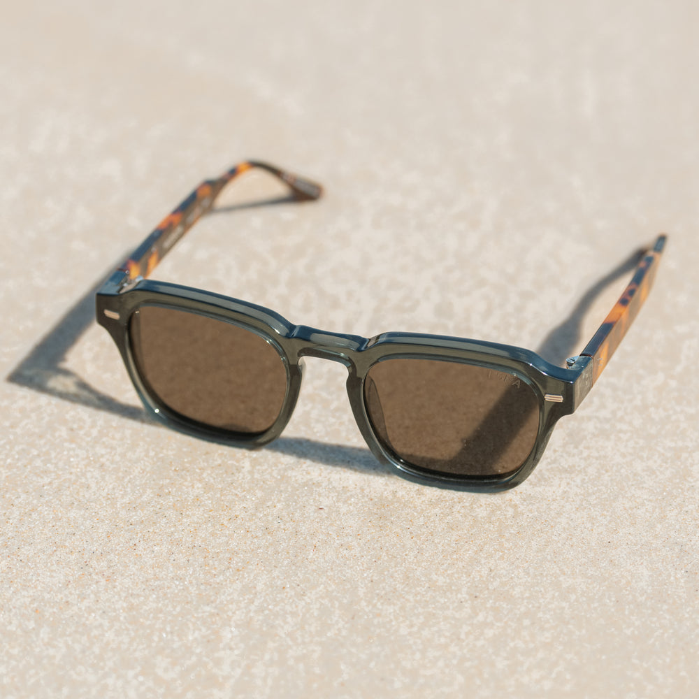 I-SEA HUDSON MEN'S POLARIZED SUNGLASSES LEAF & TORT / TAUPE POLARIZED LENS