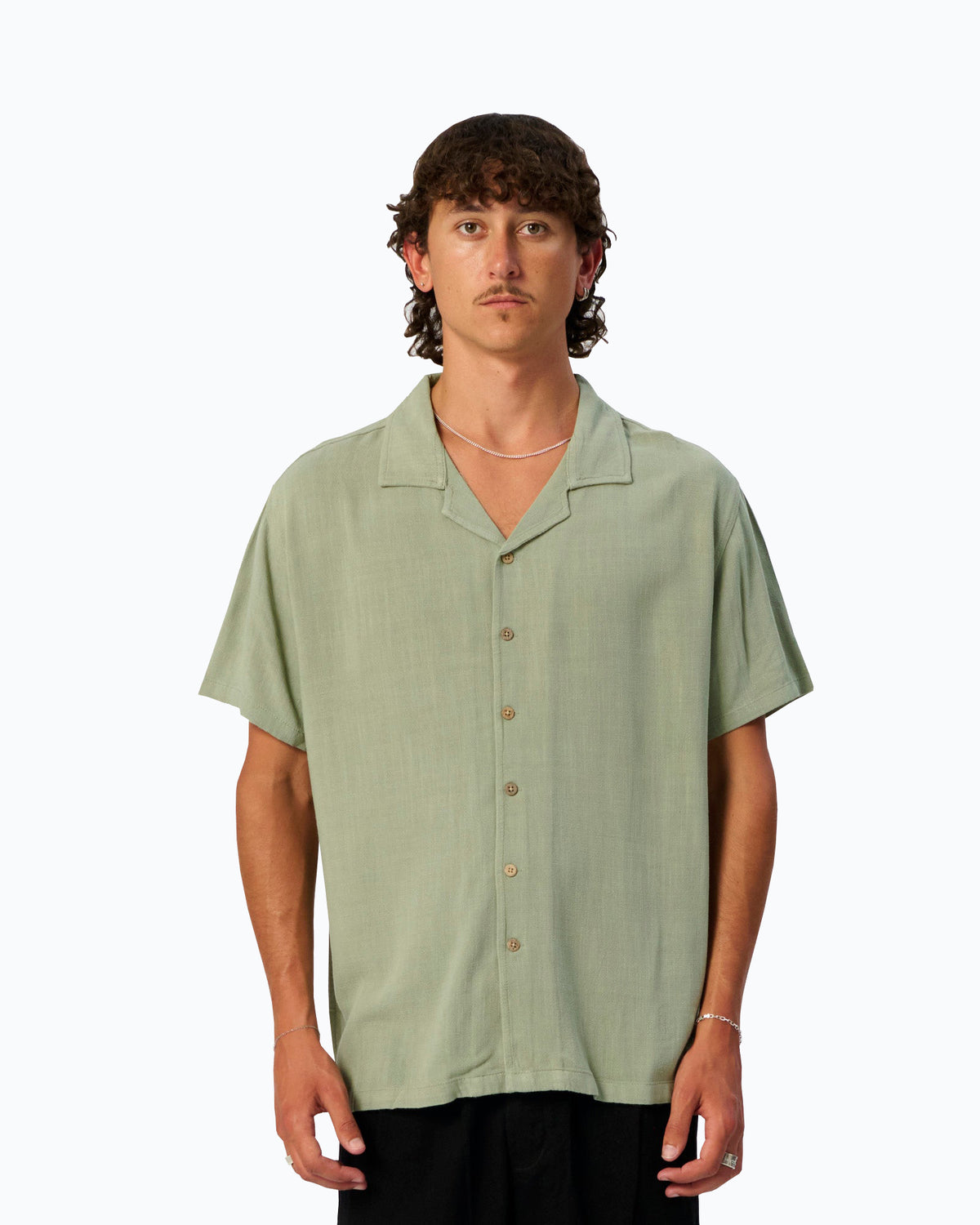 The Critical Slide Society Ernie Resort Shirt Seagrass L
