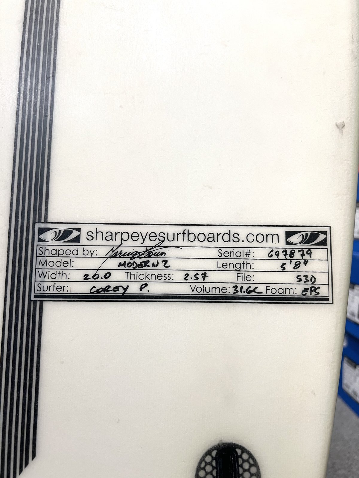 5Ft8In Sharpeye Modern 2 Consignment - Pechonis