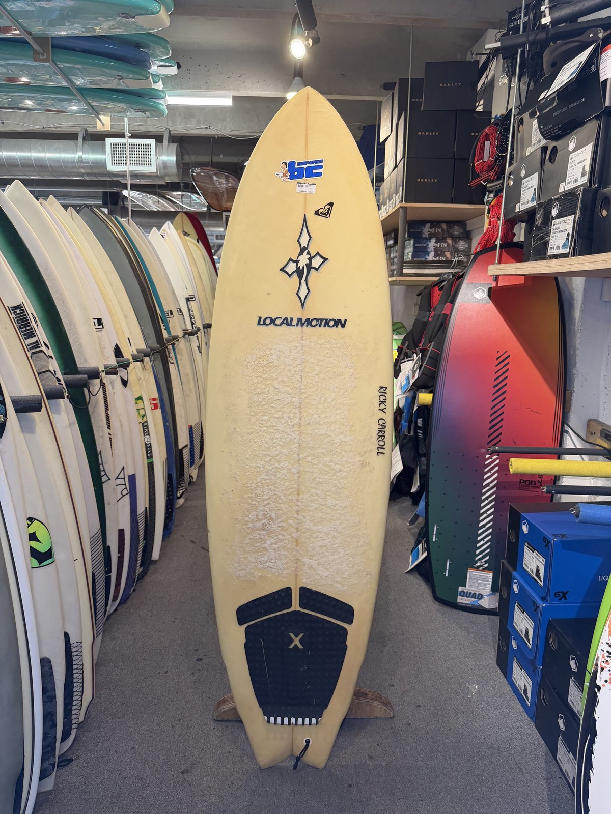 6ft0in Ricky Carroll Local Motion Consignment - Rock