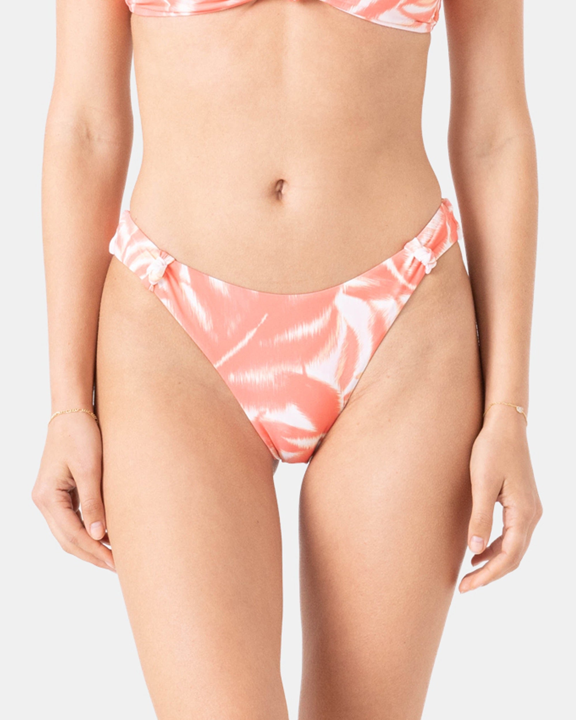 ROXY PALM HAZE KNOTTED SCOOP CHEEKY BIKINI BOTTOM CM4-CORALMUL M