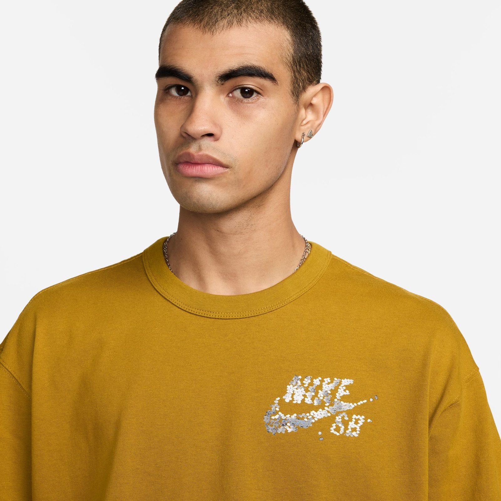 Nike SB Yuto Max90 SS Tee 716 S