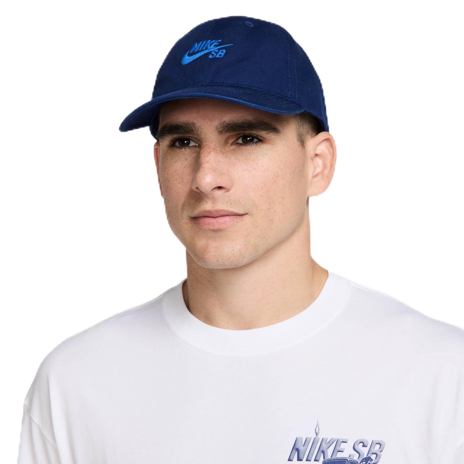 Nike SB Club Unstructured Hat 492 OS
