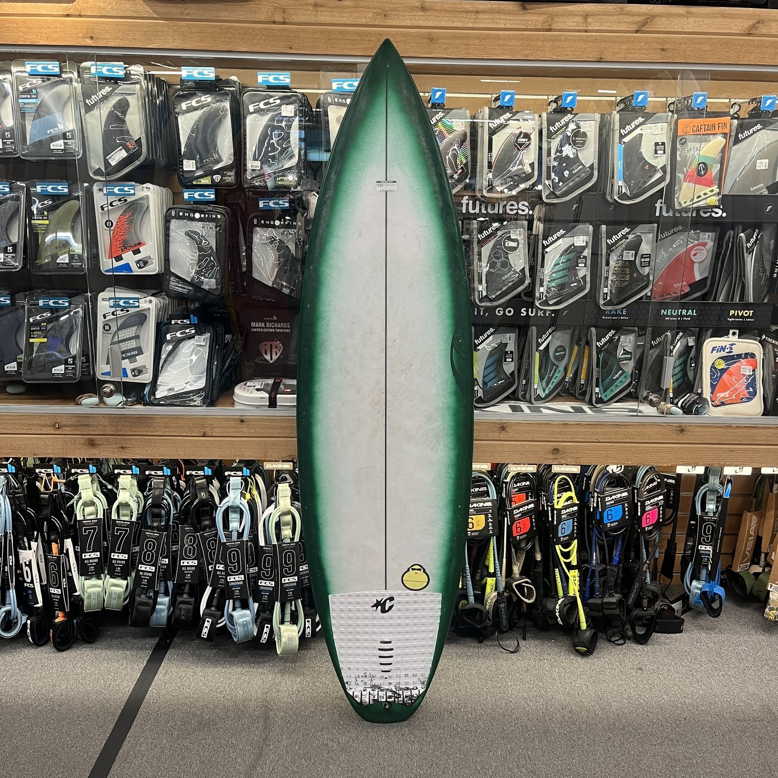 5ft9in Sharp Eye Inferno Consignment - Duke