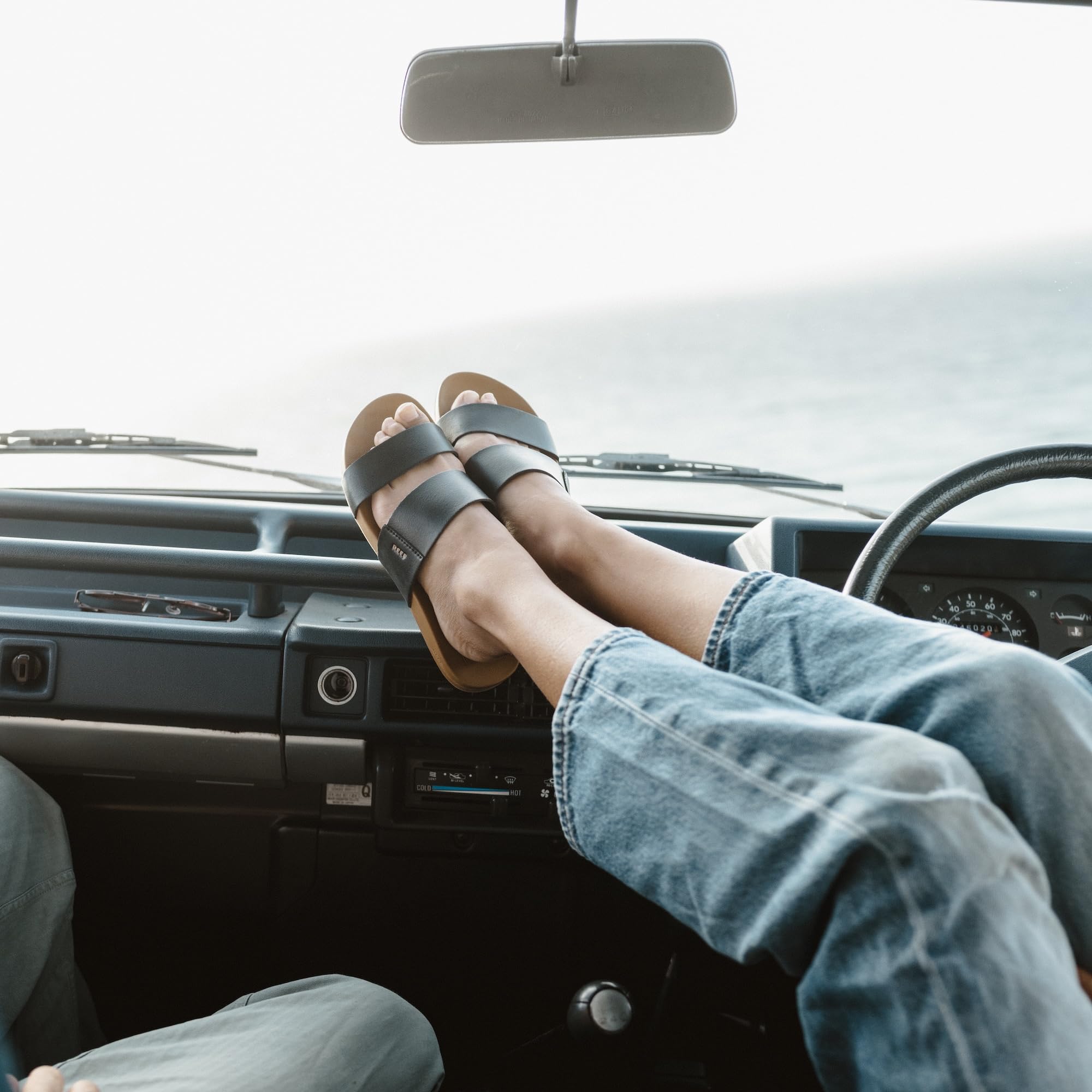 Reef Cushion Vista Womens Sandal Metallic Multi 6