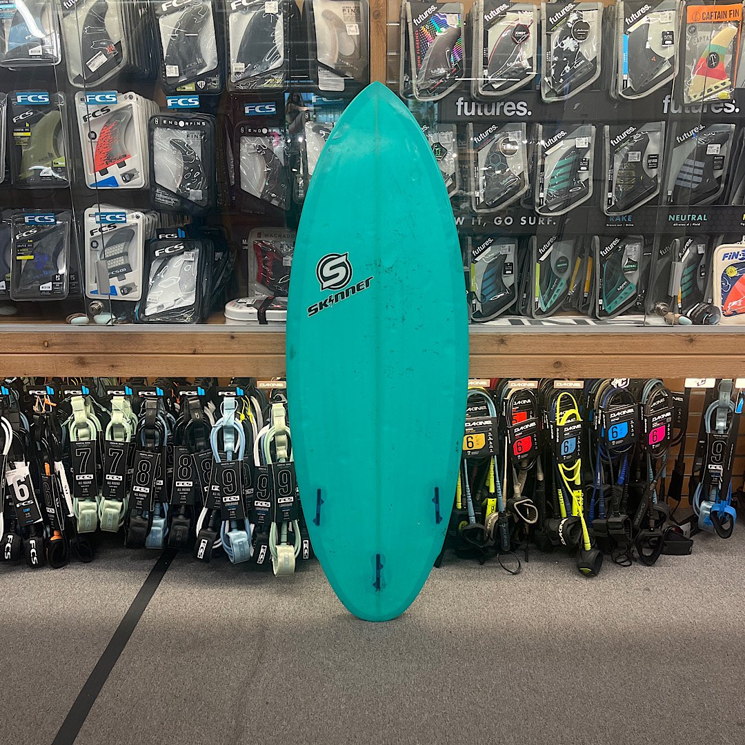 4ft7in Skinner Green Consignment - Betancourt