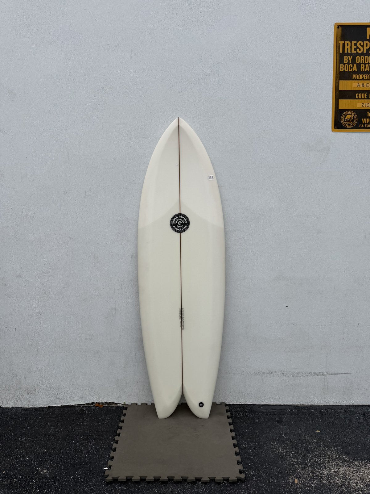 Wave Riding Vehicles Fish #221766 5ft7in