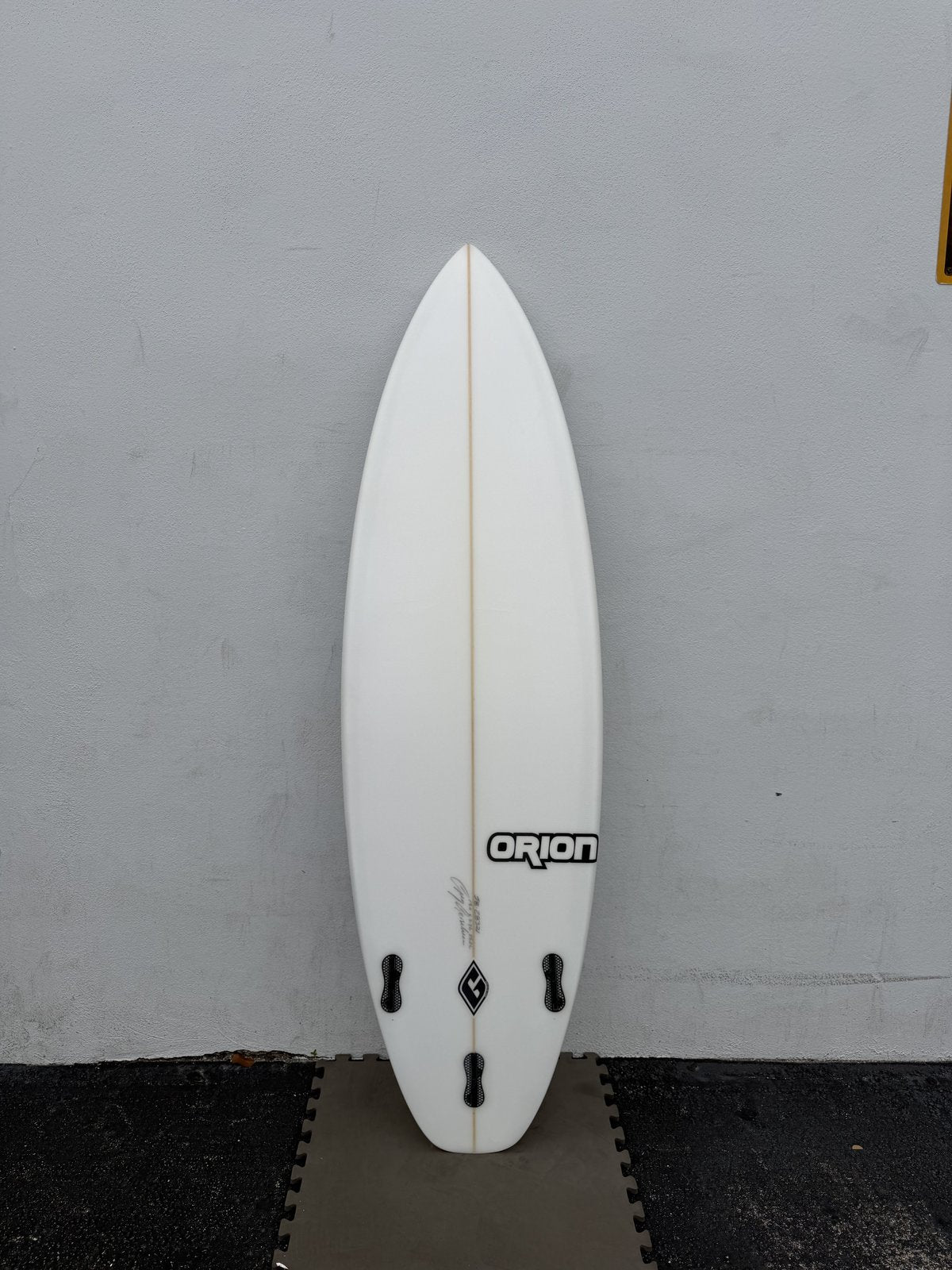 Orion Surfboards 9to5 FCS2 5ft8in
