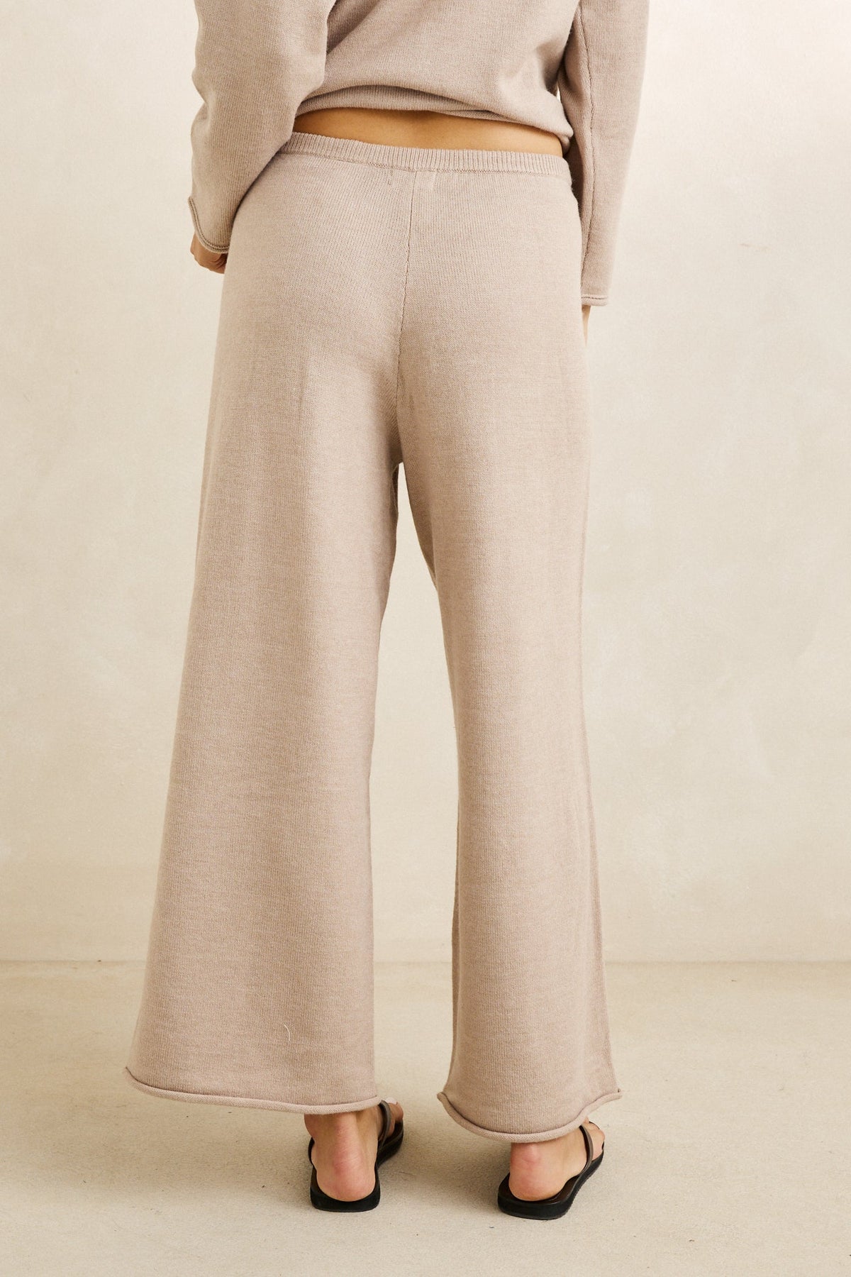 Rhythm Willa Rolled Hem Knit Pant Taupe 04