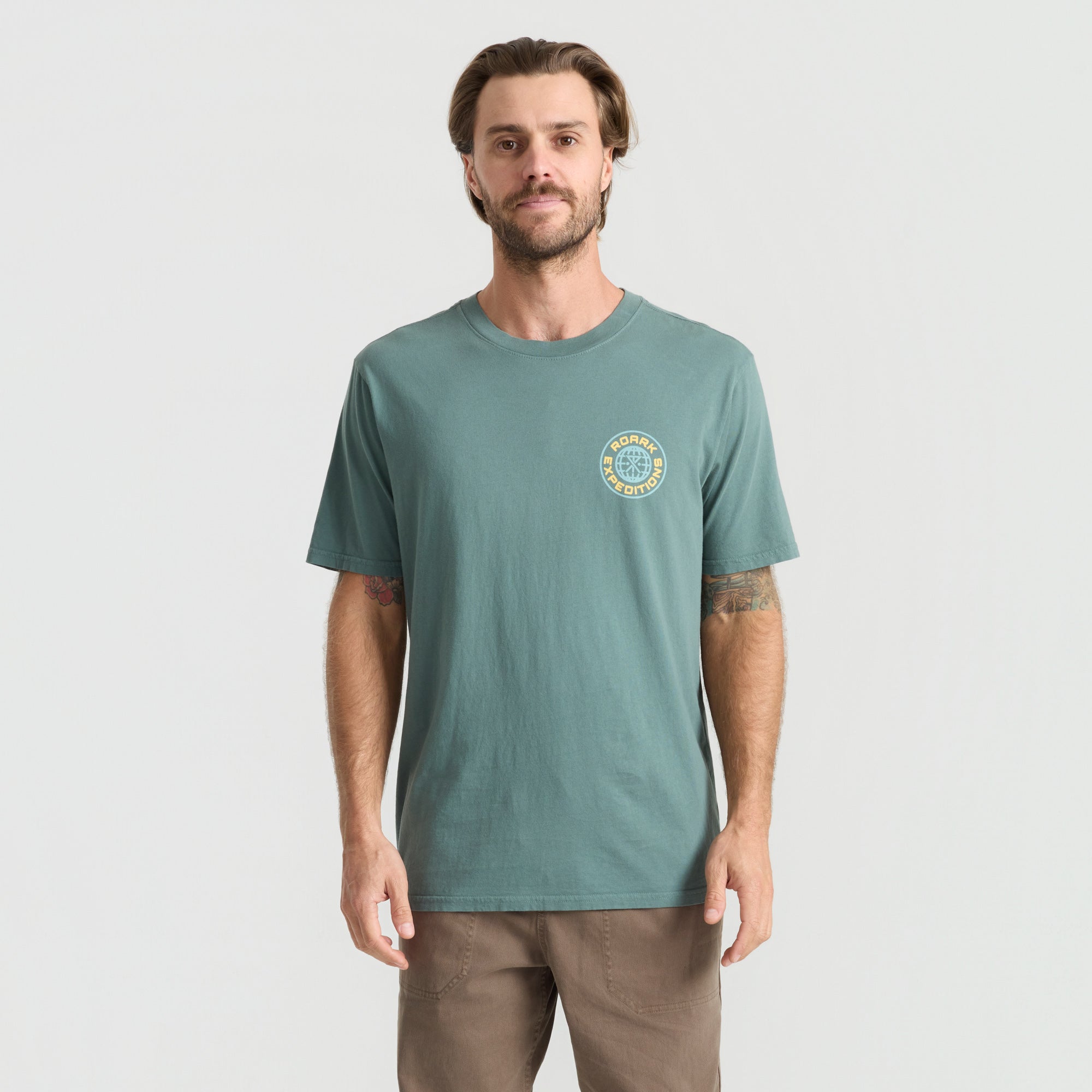 ROARK GOIN GLOBAL SS TEE SGN-SLATE GREEN L