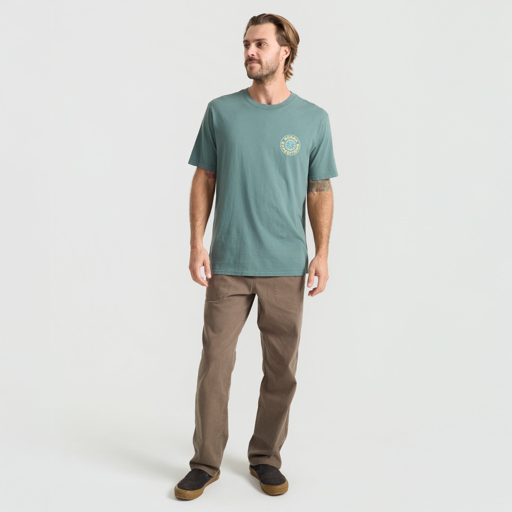 ROARK GOIN GLOBAL SS TEE SGN-SLATE GREEN S