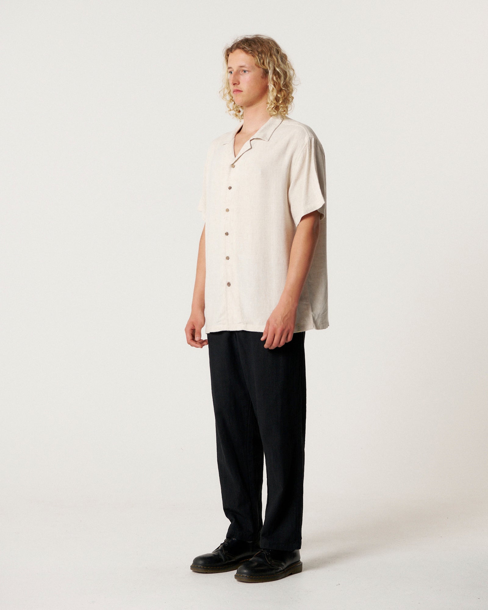 The Critical Slide Society Ernie Resort Shirt OATMEAL M