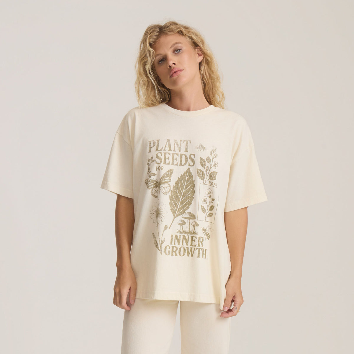 Roark Plant Seeds Oversized Tee Shirt Bone L