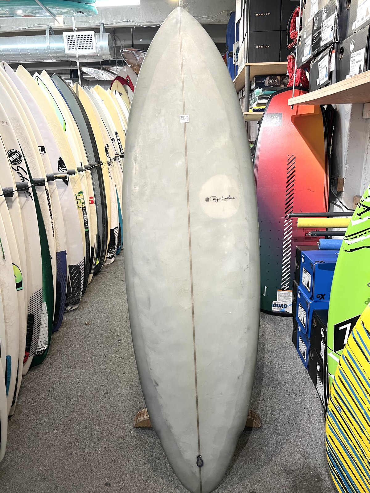 5ft8in Love Lace Consignment - Larsen