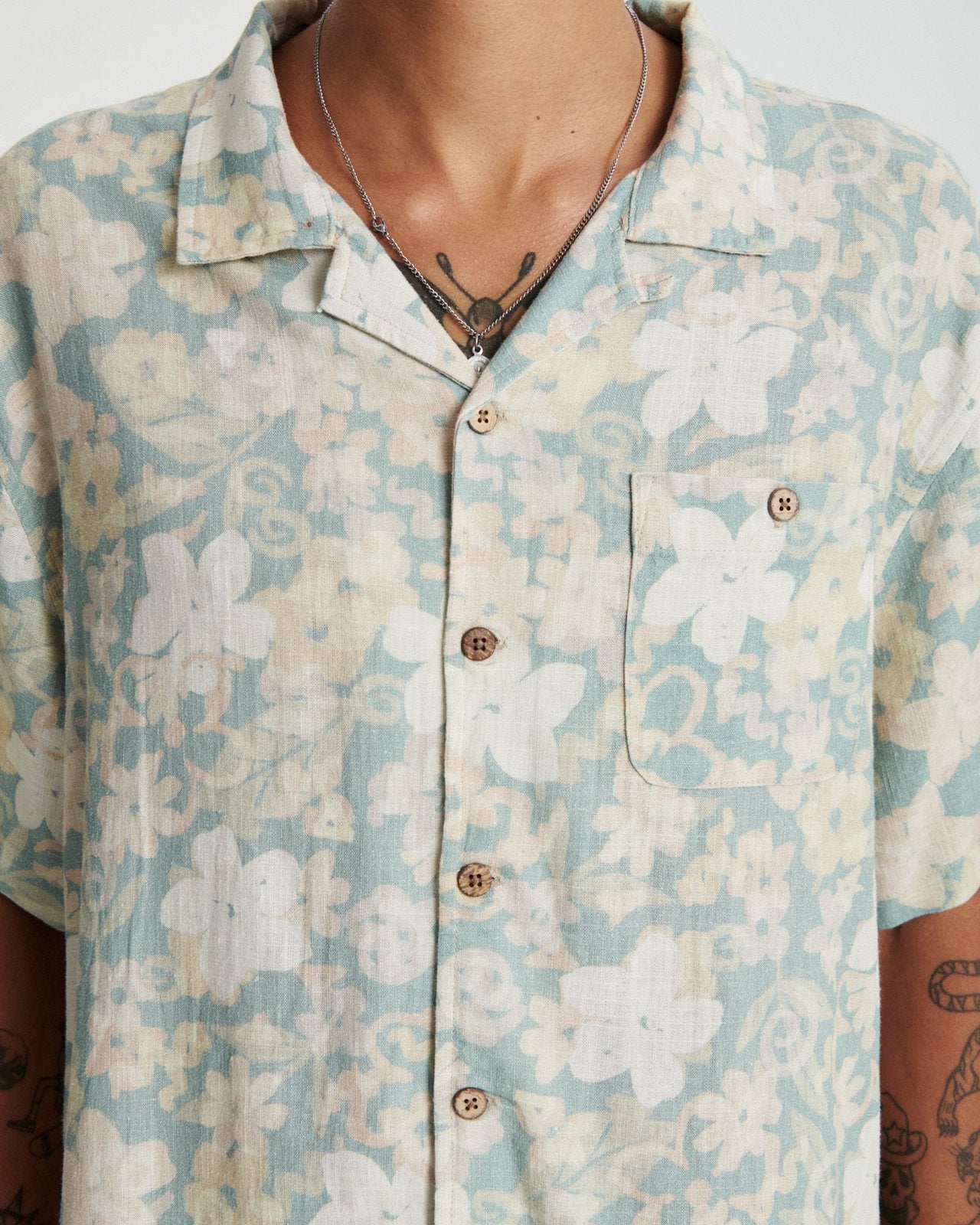 The Critical Slide Society Astro Resort Shirt ECRU S
