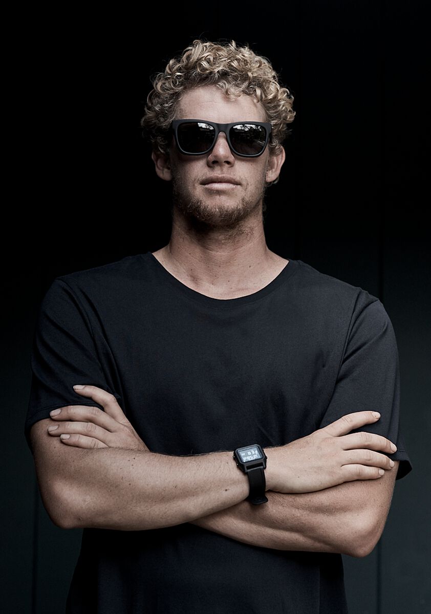 Nixon The Staple Watch 000-Black