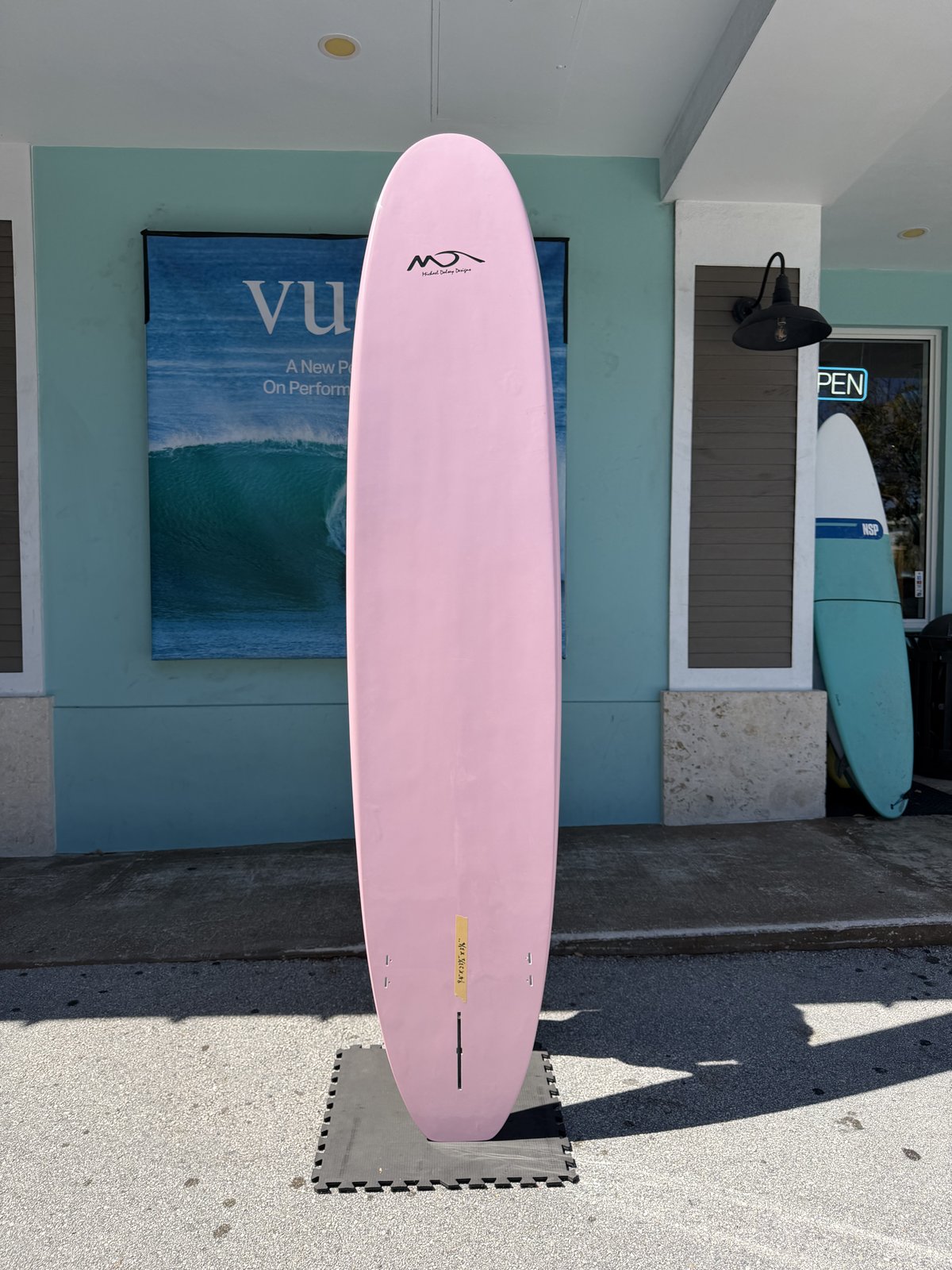 Michael Dolsey Surfboards EpoxyPink 9ft4in
