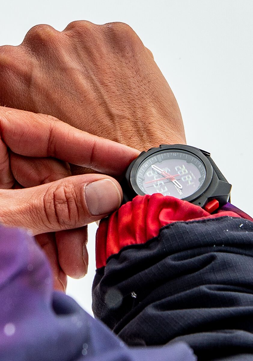 Nixon The Ripley Watch 008-Black-Red