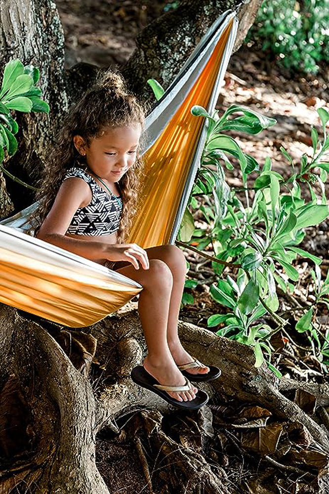 Olukai Ho opio Girls Sandal FA48-Bubbly-Dark Java 9 C