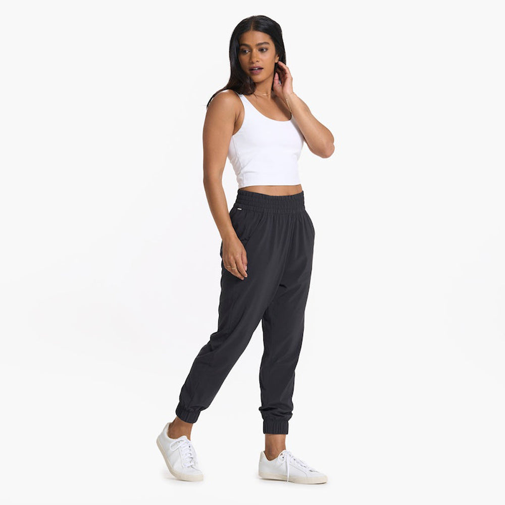 Vuori Daily Crop WHT-White M