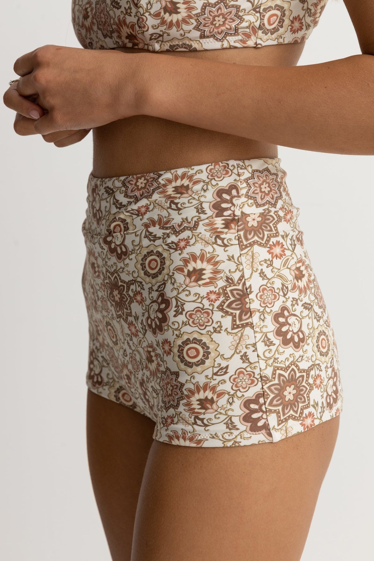 Rhythm Raya Paisley Surf Short NAT M