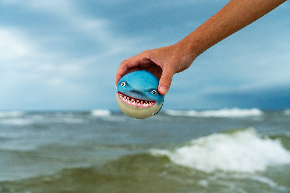 Waboba Sharky Shark Ball assorted